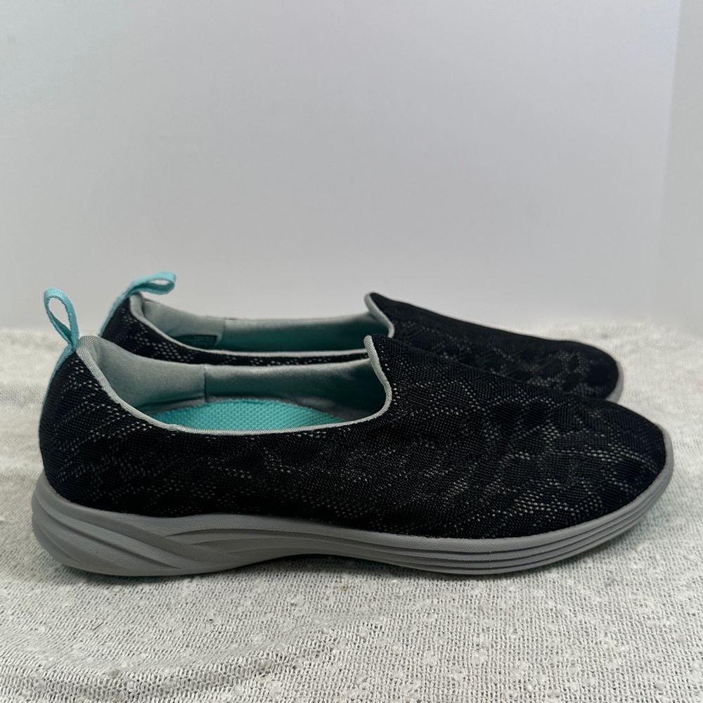 VIONIC Hydra Black Mesh Slip-on Shoes Women's sz 8.5 WIDE Orthotic Sneakers